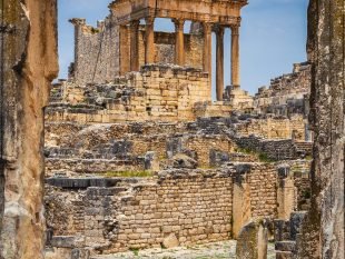 Dougga,,A,Berber,,Punic,And,Roman,Settlement,Near,Present-day,Téboursouk
